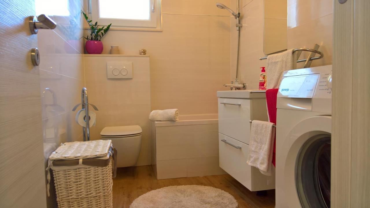 Apartment Nives Opatija Ngoại thất bức ảnh